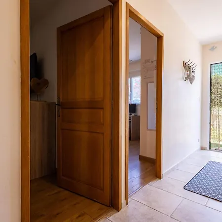 Σπίτι διακοπών Charming Ground Floor With A Heated Swimming Pool *