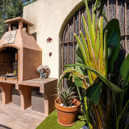 Charming Ground Floor With A Heated Swimming Pool * Cers